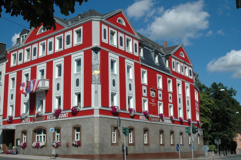 Strauss Hotel 3*